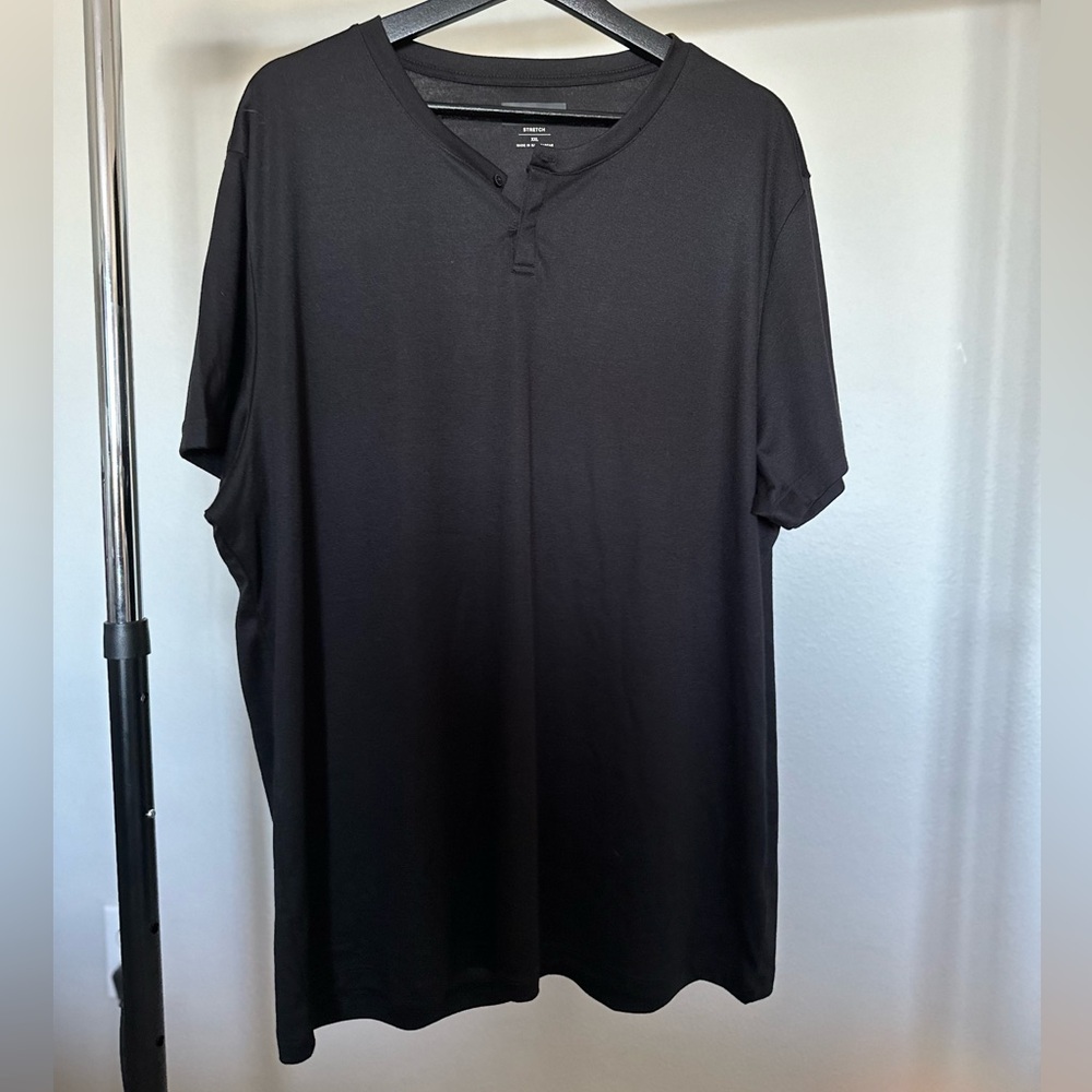 Alfani AlFatech Performance Henley Short Sleeve Shirt